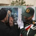PUUST JA PUNASEKS | Mis saab pärast Iraani vastuolulise presidendi hukkumist? 