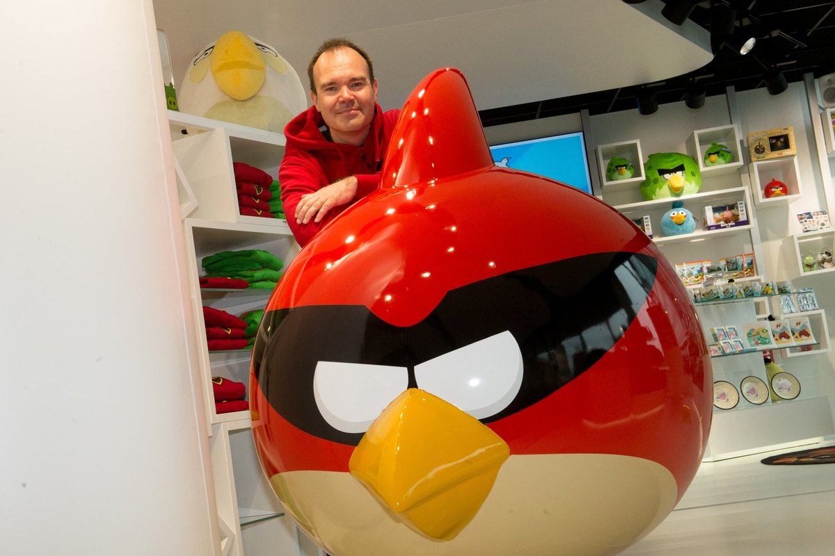 Игроки в печали: известную телефонную игру Angry Birds удалили, потому что  она слишком популярна - Delfi RUS