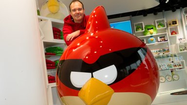 Игроки в печали: известную телефонную игру Angry Birds удалили, потому что она слишком популярна