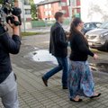 VIDEOD JA FOTOD SÜNDMUSKOHALT: Läbiotsimine Põhja-Tallinna valitsuses kestis pimedani, ühele ametnikule ja ühele ettevõtjale esitati kahtlustus seoses võltsarvetega
