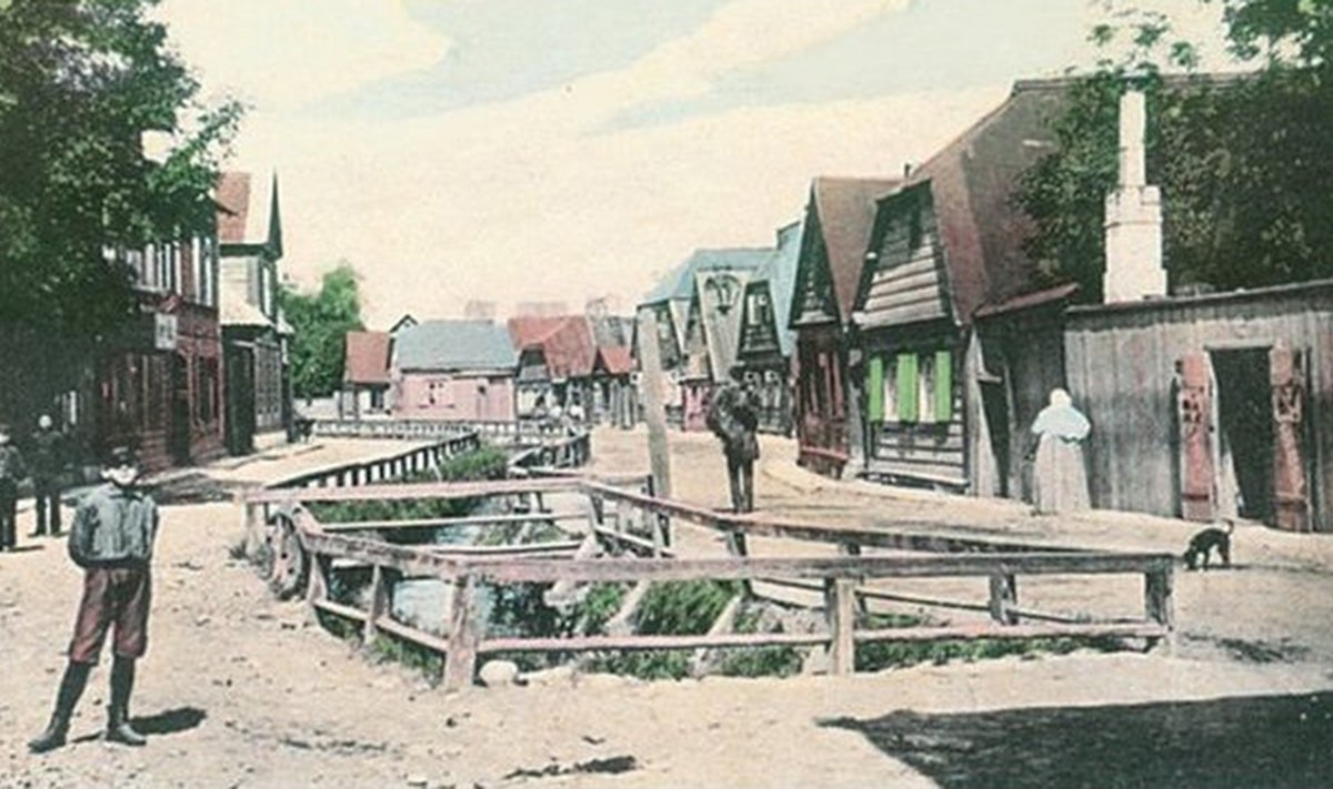 Härjapea jõega on seotud Jõe tänav Tallinnas. Foto pärineb möödunud sajandi algusest.