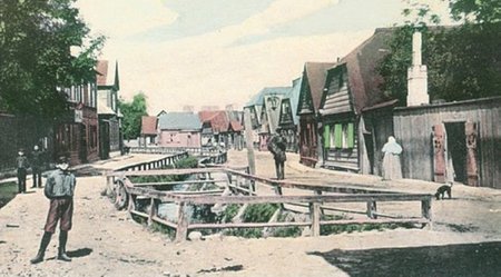 Härjapea jõega on seotud Jõe tänav Tallinnas. Foto pärineb möödunud sajandi algusest.
