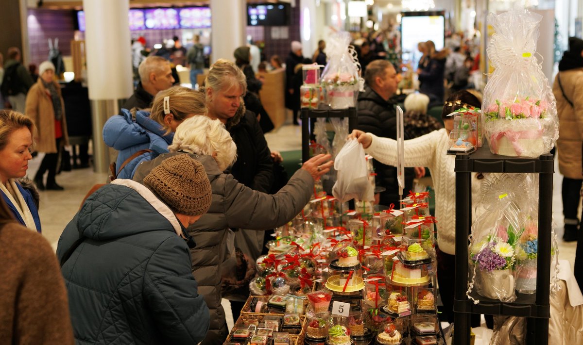 Рождественская ярмарка, посвященная эстонскому дизайну и местной продукции.