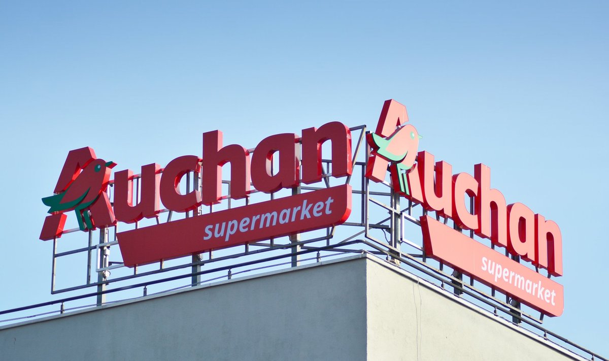 Decathloni kõrval kuulub Mulliezile ka poekett Auchan, mis tegutseb endiselt Venemaal.