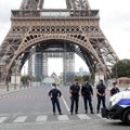 Pariisis evakueeriti pommiähvarduse tõttu Eiffeli torn ja selle ümbrus