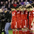 Jalgpallimaailm on Walesi peatreener Gary Speedi enesetapust šokis