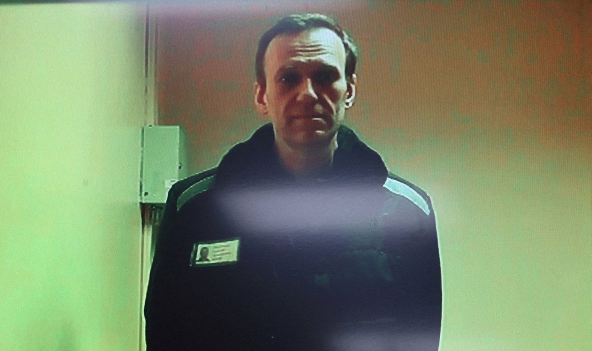 Aleksei Navalnõi kohtuistungil videolingi kaudu