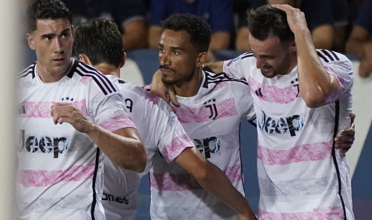 Torino Juventusel murul asjad lippavad, kuid seinade taga käärib.