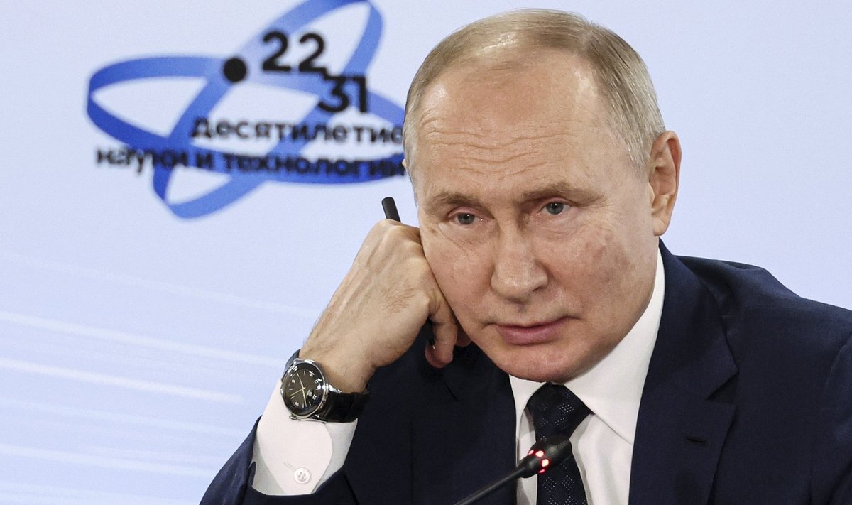 NO SIIS OOTAME: Vladimir Putin ja tema kaasvõitlejad on korduvalt rõhutanud, et Venemaa jaksab palju kannatada. 
