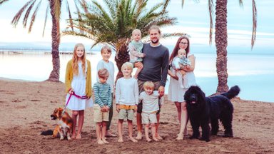 7 last, 2 koera ja kaks kuud kestev autoreis Hispaaniasse. „Meie hirmud ja kartused said tõeks juba reisi esimesel päeval“