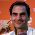 VIDEO | Proovi järele! Roger Federer õpetab sotsiaalmeedias fänne tennist mängima