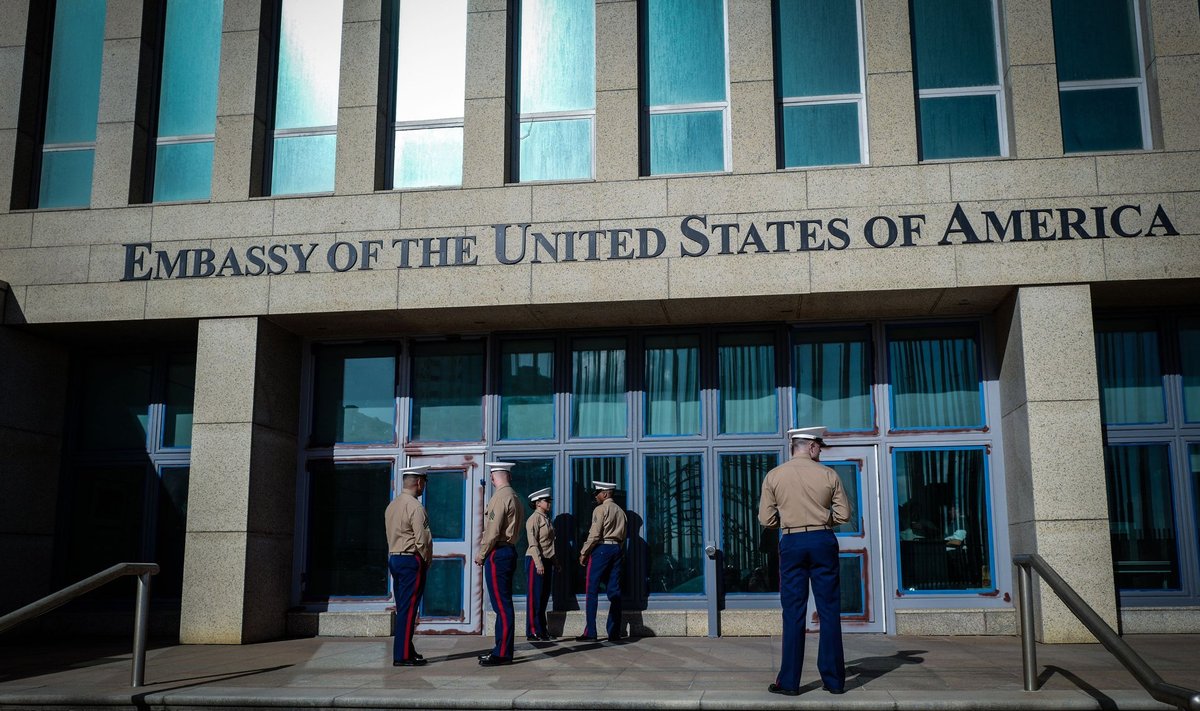 USA saatkonnahoone Kuuba pealinnas Havannas, kus diplomaadid seletamatul põhjusel haigestuma hakkasid.