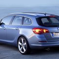 Kas universaalkerega Opel Astra on endiselt kena?