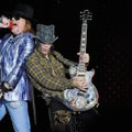 Ansambli Guns N' Roses endine kitarrist tabati purjuspäi autoroolist