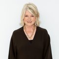 KLÕPSUD | Kõige vanem kaanestaar: 81-aastane Martha Stewart poseeris trikoos maineka USA spordiajakirja kaanel