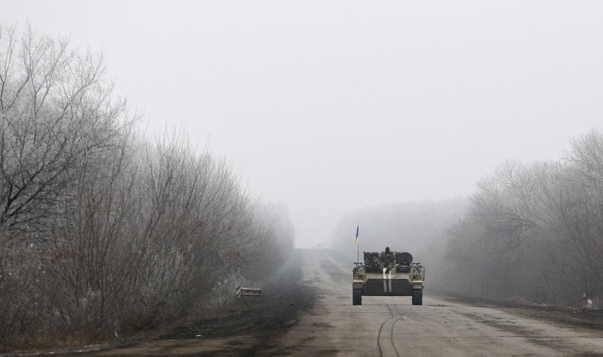 Ukraina tank sõitmas täna Debaltseve ja Artemivski linnu ühendaval teel