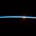 VIDEO: Päikesetõus nähtuna kosmosest (astronaut näeb sellist iga 90 minuti tagant)