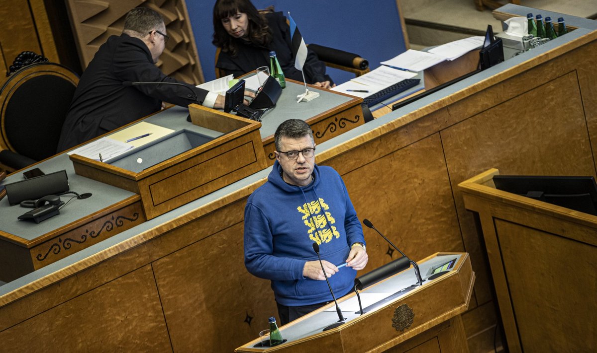 Riigikogu unised näod varahommikul