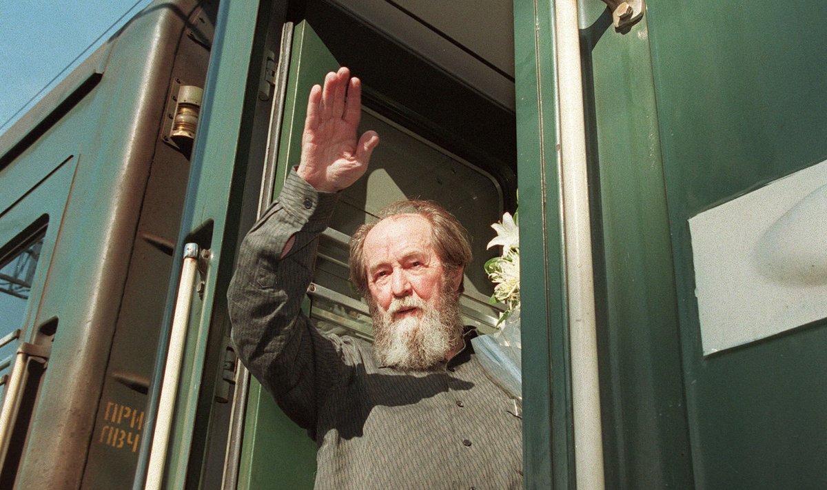 Kirjanik Aleksandr Solženitsõn naasis Venemaale 1994. aastal.