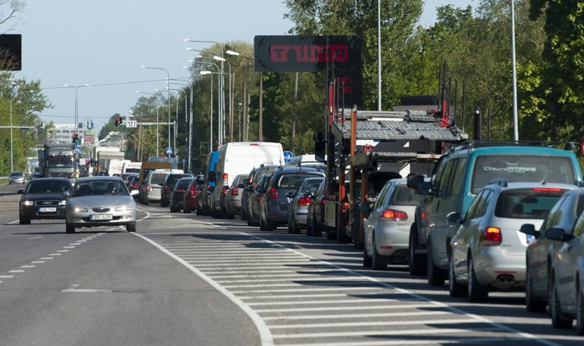 Liiklusummik Tartu maanteel