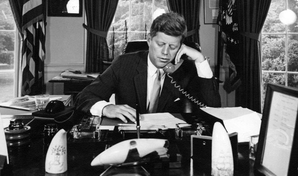 LEGENDAARNE PRESIDENT:<br>29. mail möödub John F. Kennedy<br>sünnist sada aastat.
