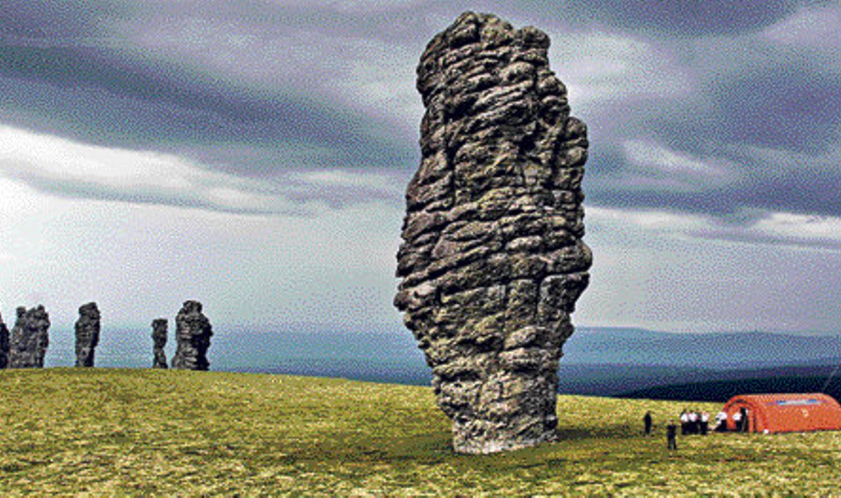 Komimaal Man-Pupu-Njori mäel asuvad kaljud valiti ka Venemaa imede sekka.
