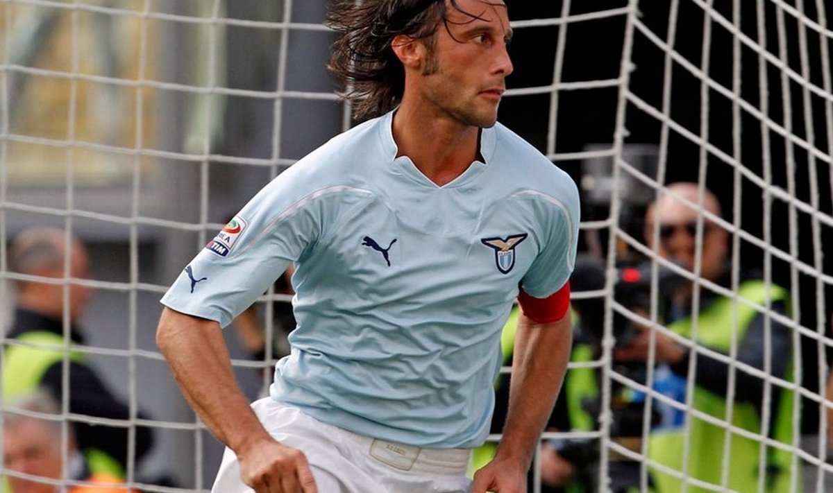 Lazio kapten Stefano Mauri on üks neist jalgpalluritest, kes eile kokkuleppemängude kahtlusega arreteeriti.