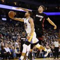 VIDEO: Curry jäi Johnsoni-nimelise rongi alla, kuid Warriors võitis siiski Heati