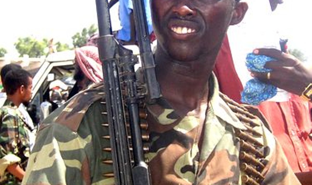 Neeger relvaga, islamivõitleja Somaalias