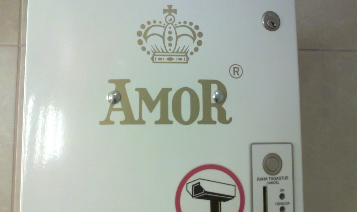 Videovalvega kondoomiautomaat Tasku tualetis
