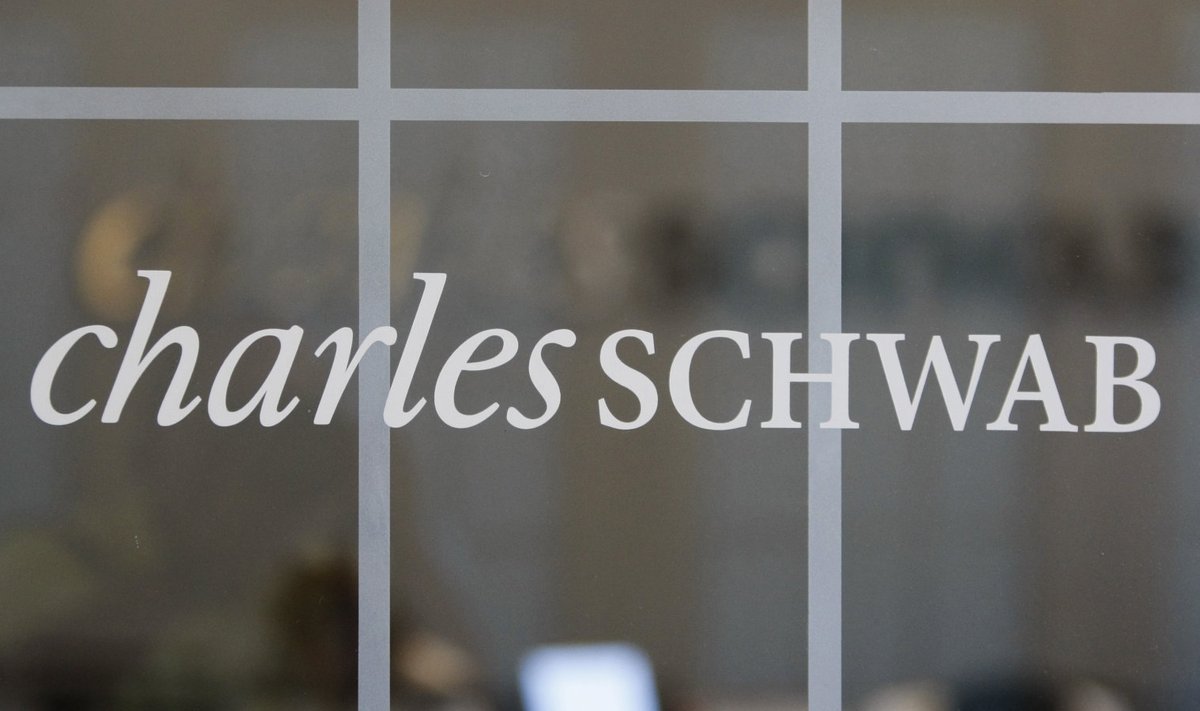 USA aktsimaaklerfima Charles Schwab
