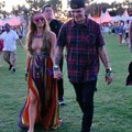FOTOD: Festivaliromantika! Paris Hilton nautis Coachella melu uue nägusa kallima seltsis