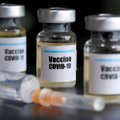 ”Все живы, здоровы и радуются”. В России ученые испытали на себе потенциальную вакцину от коронавируса