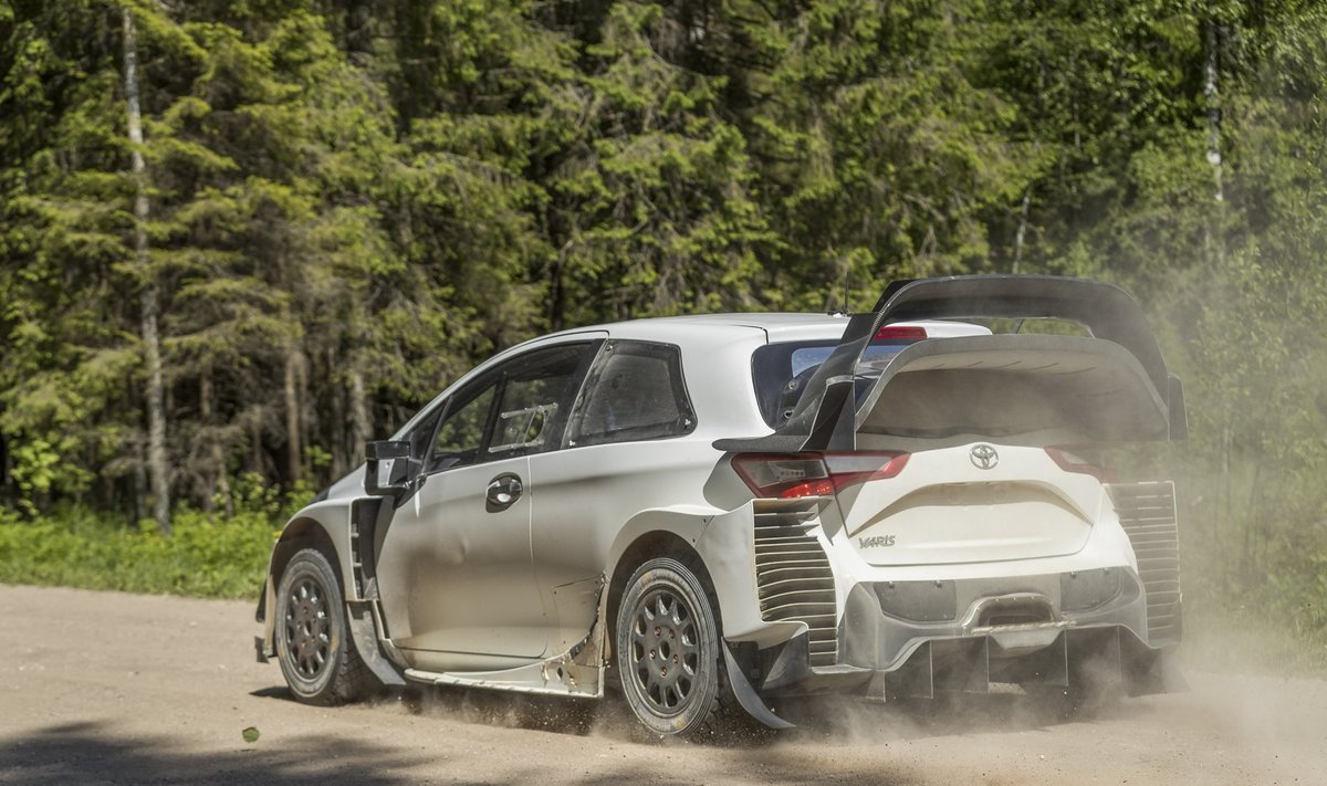 Toyota WRC meeskond alustas testisõite Eestis