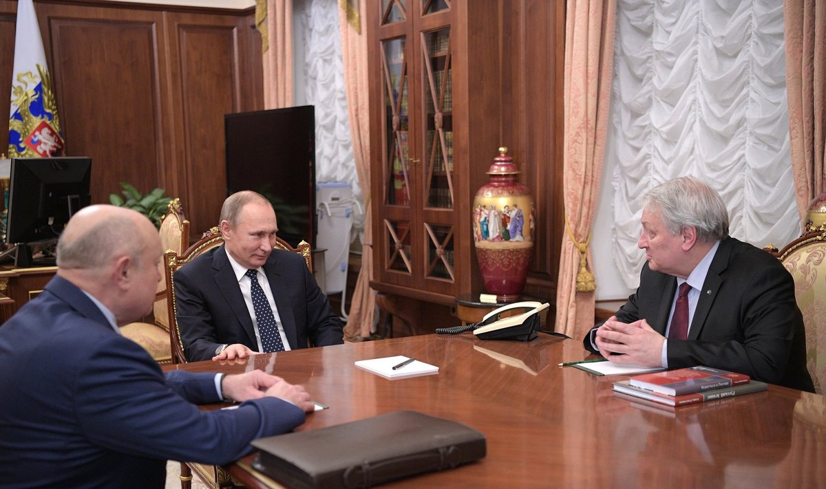 Mihhail Fradkov, Vladimir Putin ja Leonid Rešetnikov
