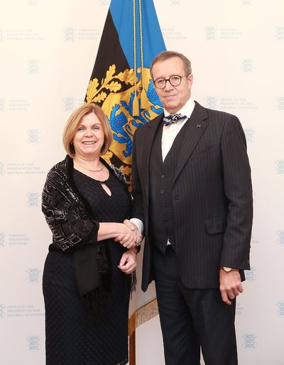 Bosnia ja Hertsegoviina suursaadik Vesna Ćužić koos president Toomas Hendrik Ilvesega