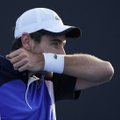 VIDEO | Veider intsident Australian Openil: tennisist palus pallitüdrukul banaani koorida
