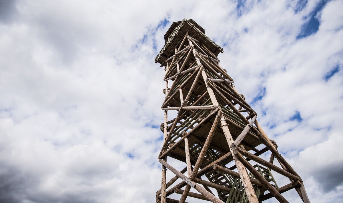Peramaa tornirestoran pakub toiduelamust 28 meetri kõrguses Rõka vaatetornis.