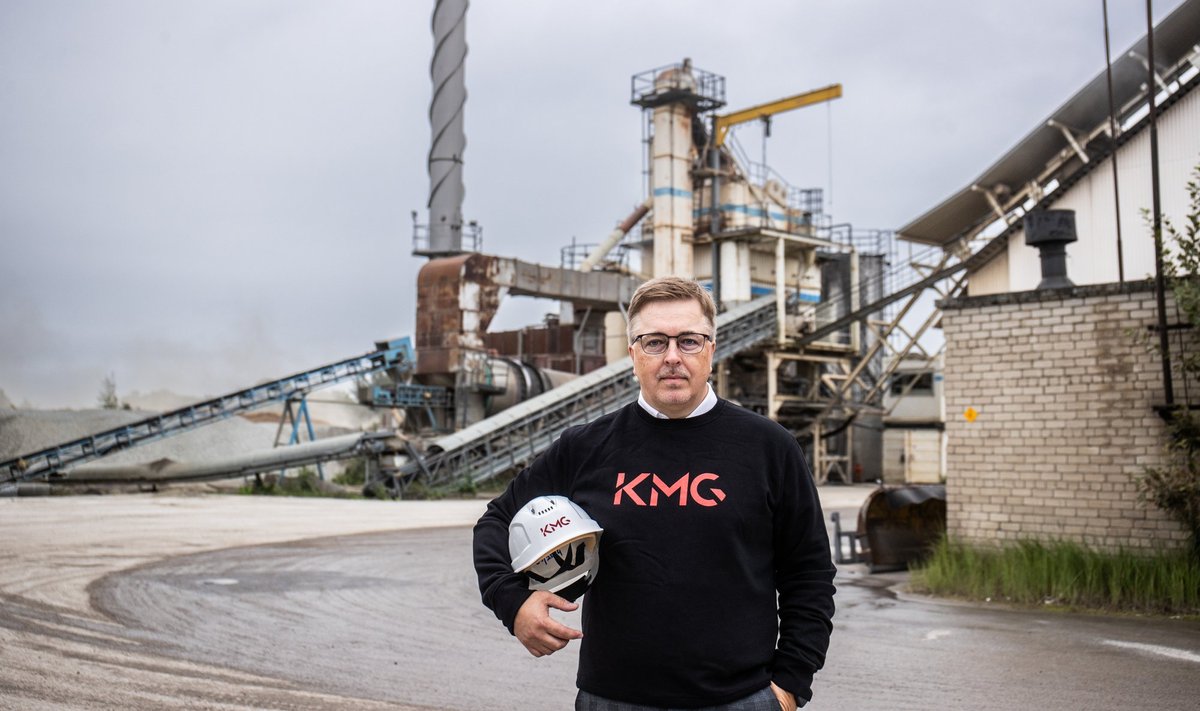 Indrek Pappel juhib KMG-d, millel on Eestis enim asfalditehaseid. Tallinna Betooni tänava tehas veel töötab, kuid ettevõtte kuuest tehasest ühes on töö lõpetatud ja tehas pandud müüki.