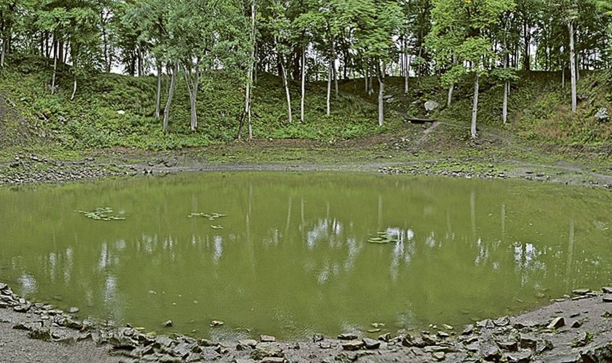 Eesti kõige haruldasem loodusmälestis – Kaali kraater. Wikipedia