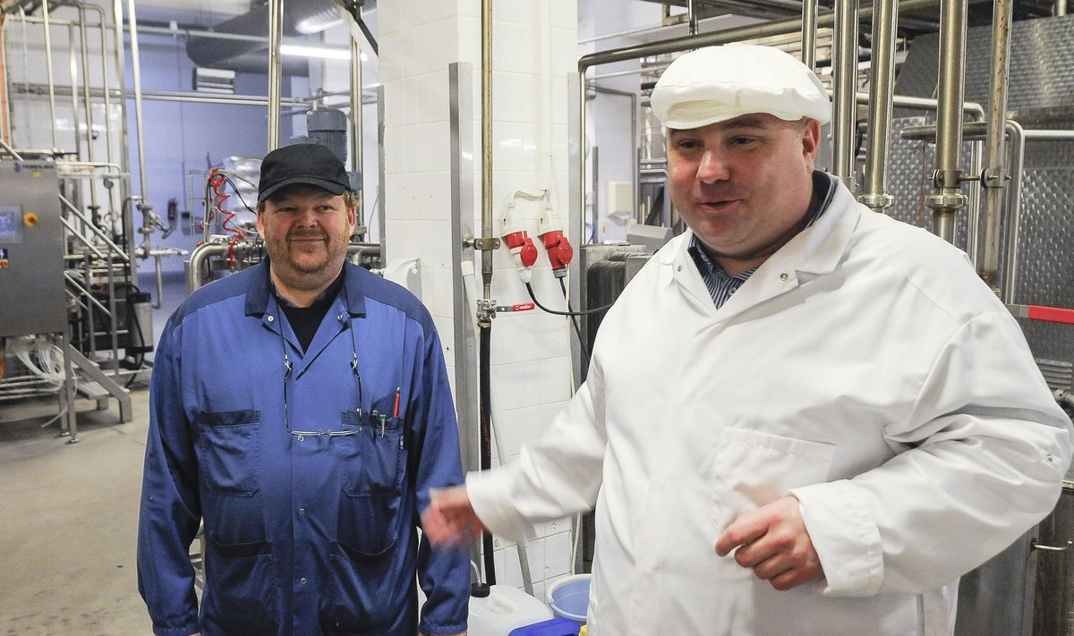 Farmi Piimatööstuse uue pakendiliini avamine. Pildid paremal ettevõtte juht Valdis Noppel.