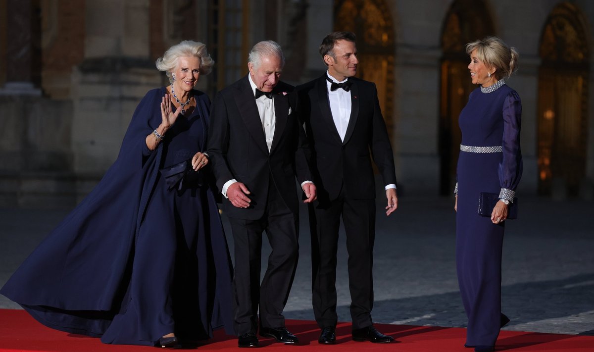 Kuningas Charles III ja kuninganna Camilla ning president Emmanuel Macron ja Brigitte Macron