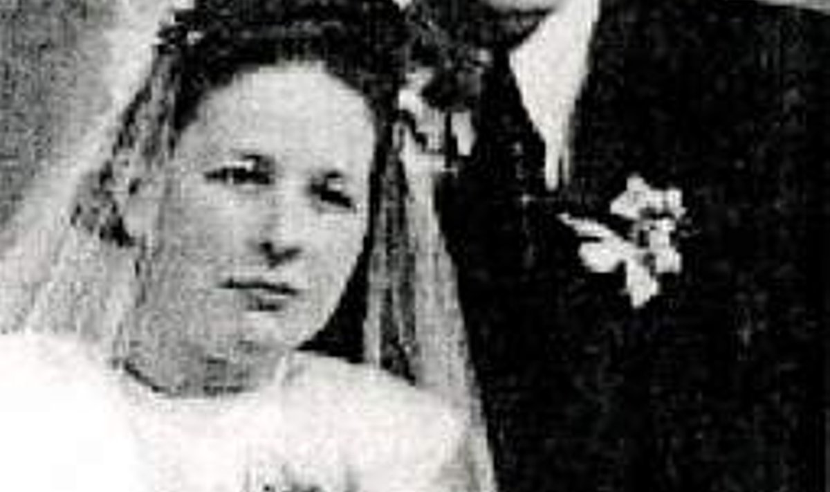VARJATUD PEATÜKK VÕI MÜSTIFIKATSIOON: Vene ajakirjanduses ilmus rariteetne foto Aleksiuse üürikeseks jäänud abielust, mis sõlmiti 1950ndatel Eestis. repro