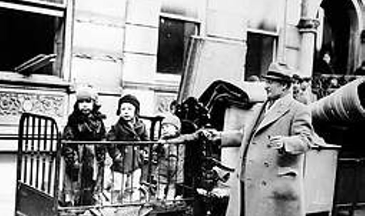VÕLAD VÕTAVAD KODU, AGA ANNAVAD KOHTUTÄITURITELE TÖÖD: Kodust väljatõstetud lapsed New Yorgis aastal 1933, kui maailma tabas Suur Depressioon. Nüüd kannatab maailm taas Ameerikast alguse saanud majanduskriisi all. Corbis / Scanpix