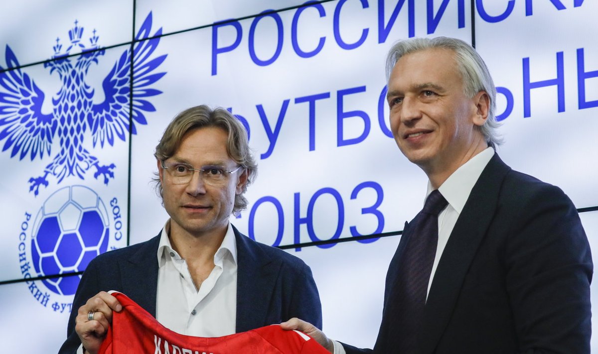 Valeri Karpinist (vasakul) sai hiljuti Venemaa jalgpallikoondise peatreener.