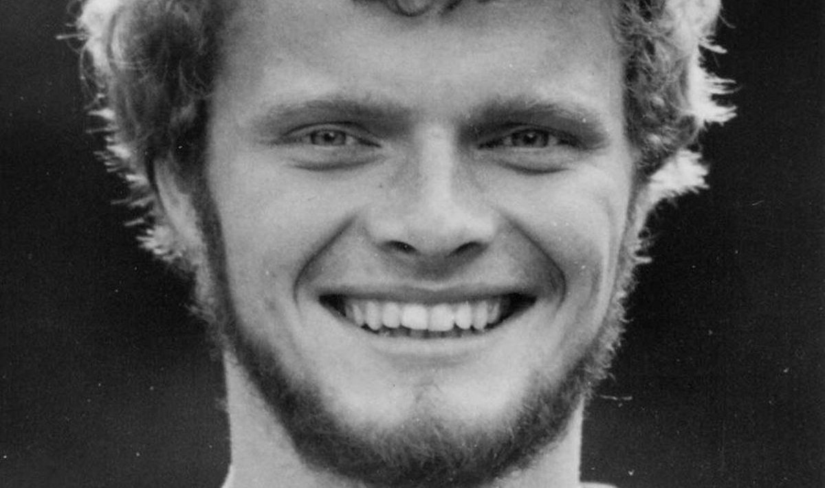 22aastane Hans H. Luik: Esimene habe, enesekindlus, elurõõm. Kõik need kadusid sügisel 1982.