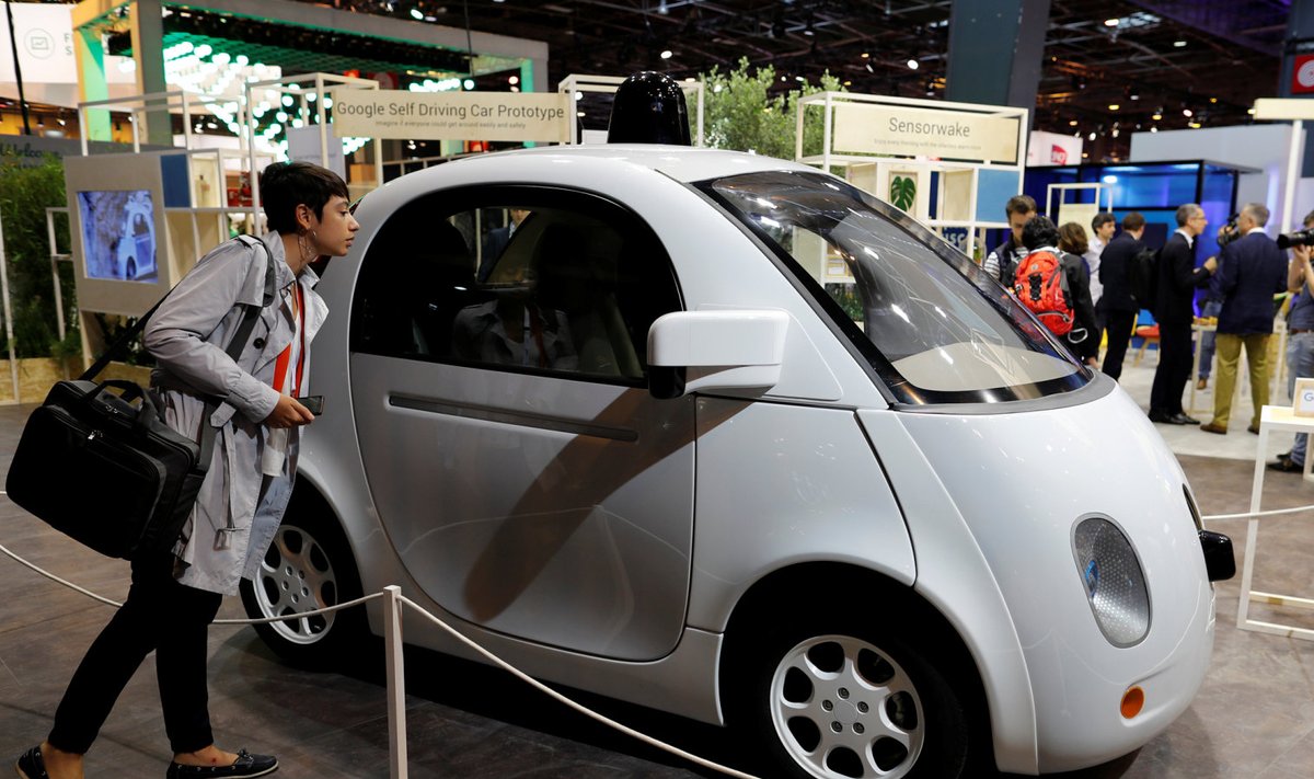Google`i isejuhtiv auto juuni lõpus Pariisis toimunud tehnikamessil. 