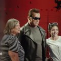VIDEO: Arnold Schwarzenegger ehmatas vahakujude muuseumis fänne
