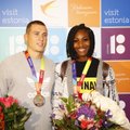 DELFI FOTOD | Kergejõustiku MM-ilt medalitega naasnud Uibod võeti Tallinnas pidulikult vastu