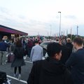 FOTOD SÜNDMUSKOHALT: Tallinna lennujaam evakueeriti pommiähvarduse tõttu, ähvardaja viidi politseisse